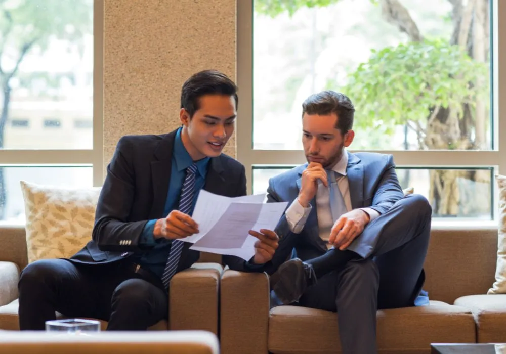 Risks of one agent for buyer and seller